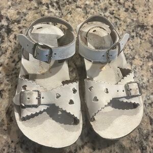 Saltwater sun sans sweet white sandals toddler 6